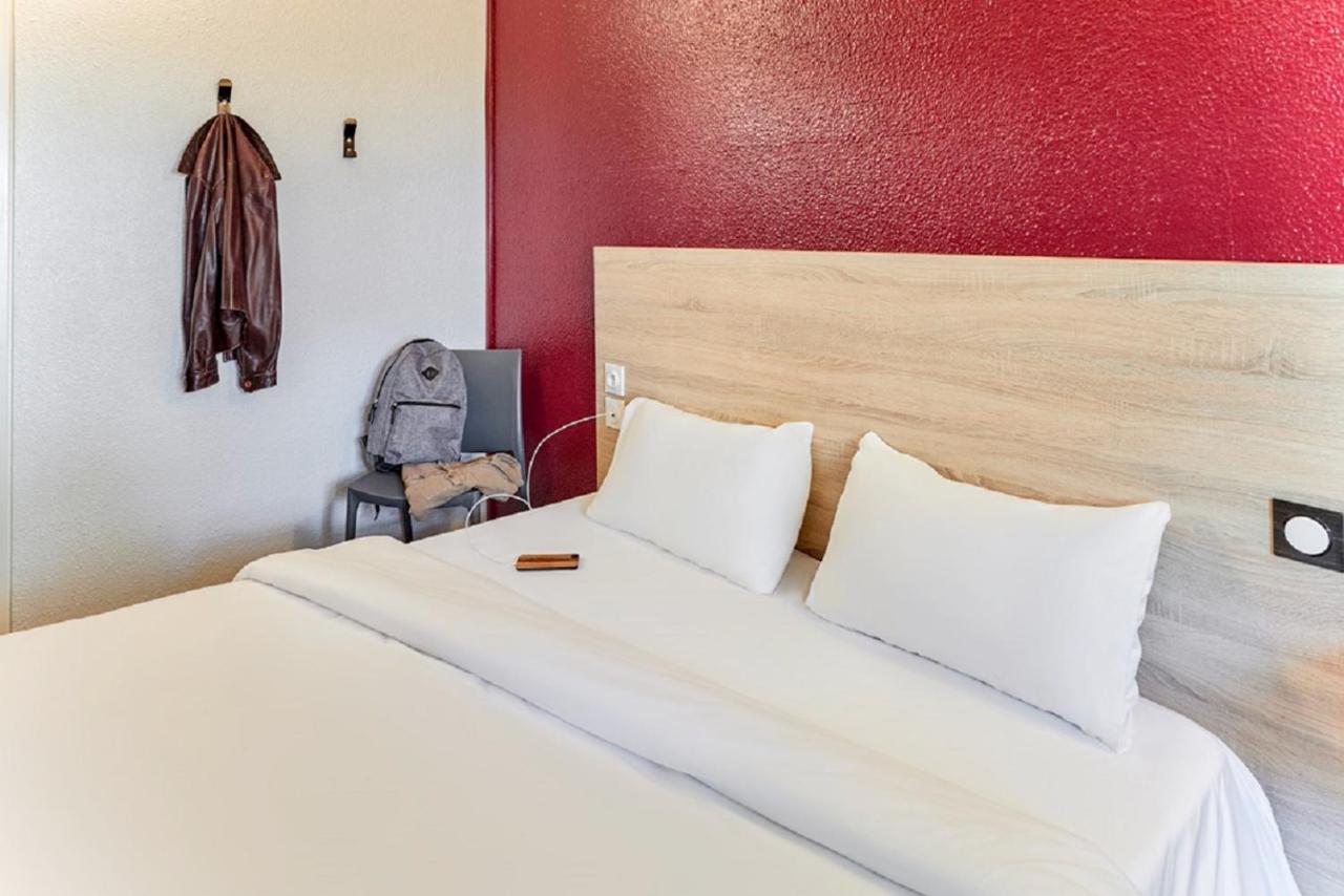 Hotelf1 Frejus Roquebrune Sur Argens Exterior foto